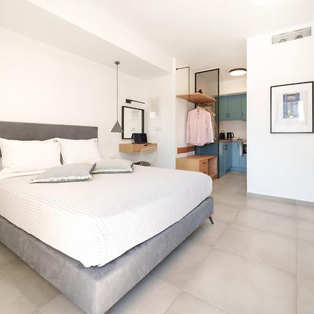 Cove Suites Nea Iraklitsa Buitenkant foto