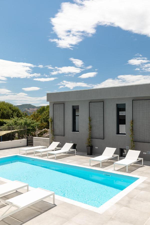 Cove Suites Nea Iraklitsa Buitenkant foto