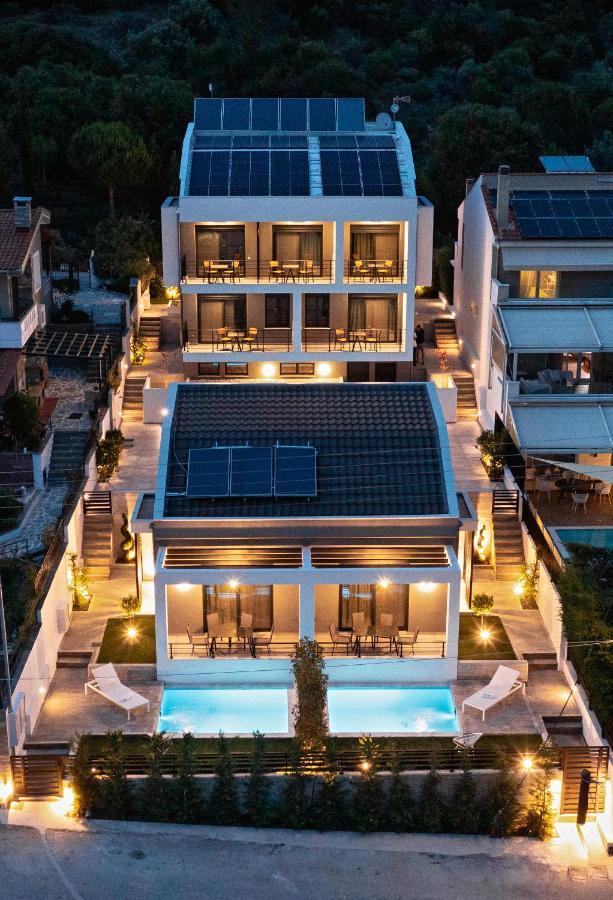 Cove Suites Nea Iraklitsa Buitenkant foto