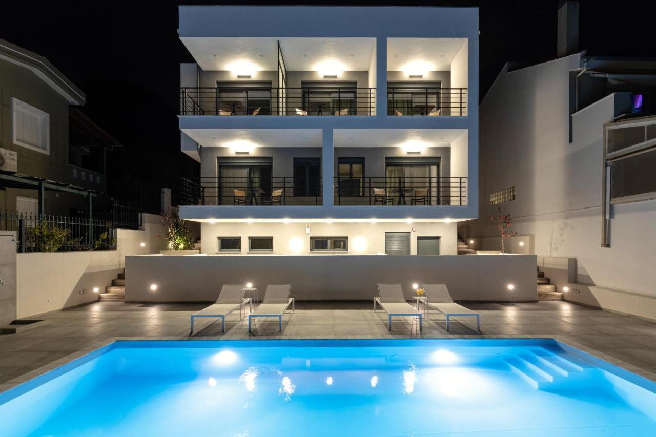 Cove Suites Nea Iraklitsa Buitenkant foto