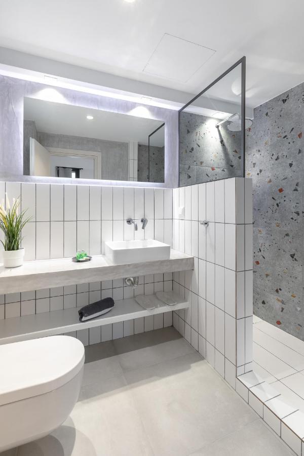 Cove Suites Nea Iraklitsa Buitenkant foto